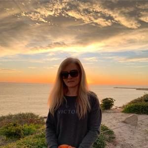 Meet your Posher, Natalie